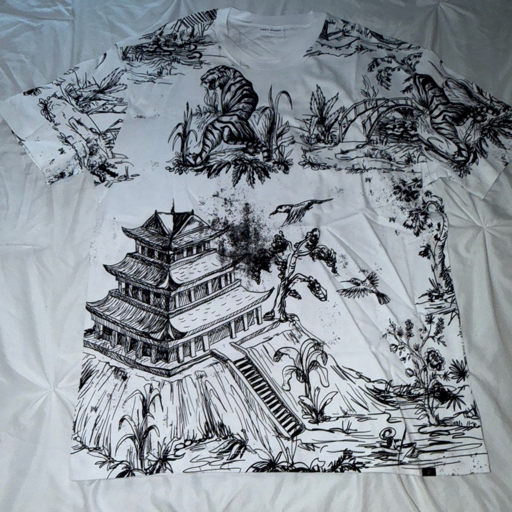 Left Point Men’s Black and White Graphic Tee